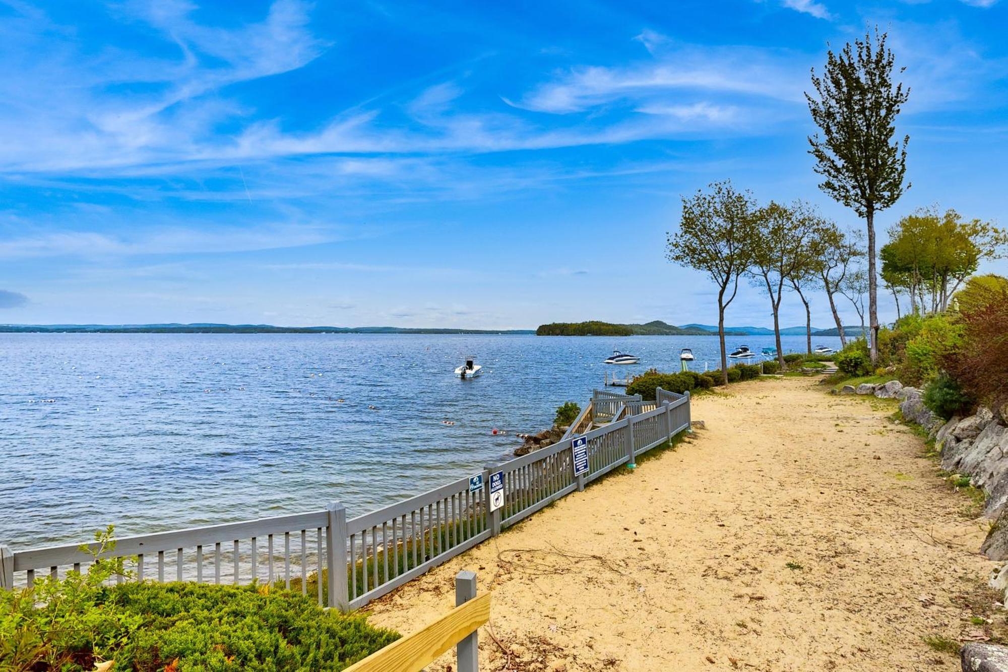 Samoset Condo On Lake Winnipesaukee Гилфорд Номер фото